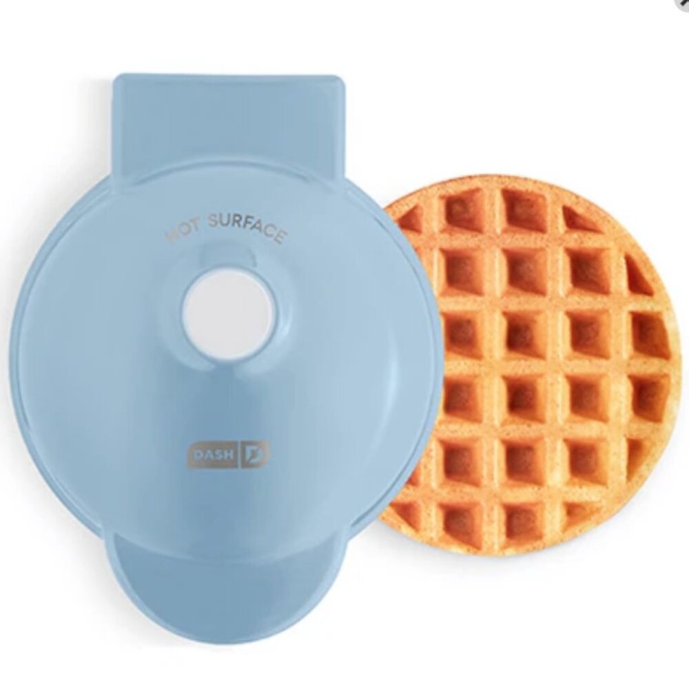 Dash Deluxe Mini Waffle Maker Blue New in Box